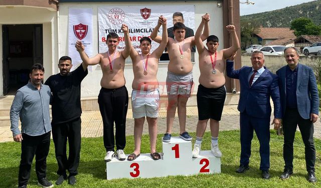 Osmancıkta Aba ve Karakucak Müsabakaları Yapıldı