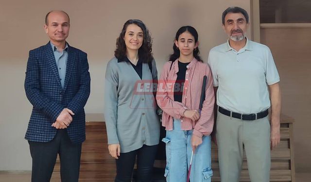 Görme Engelli Öğrenci’den Engellilere Karşı Farkındalık Sunumu