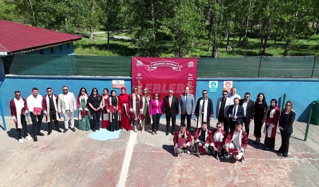 Başkan Dereli, MYO’daki Mezuniyet Törenine Katıldı