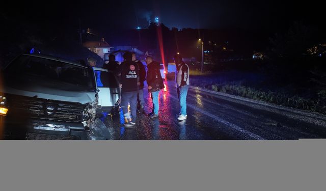 Silobas İle Çarpışan Otomobildeki Kişi Yaralandı