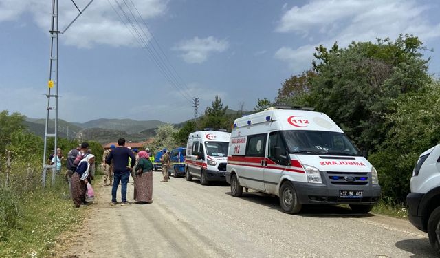 Traktörle Tarladan Dönen Çift Silahlı Saldırıda Hayatını Kaybetti