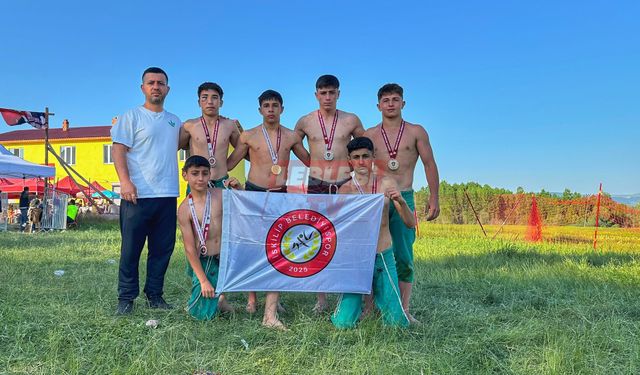 İskilipli Güreşçiler Tokat’tan Madalyalarla Döndü