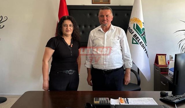 Kırıkkale CHP Kadın Kolları Başkanı Döne Pekdoğan, Kargı Belediye Başkanı Dereli'yi Ziyaret Etti