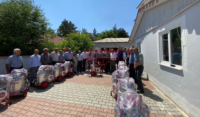 Üreticiye Yüzde 70 Hibeli Süt Sağım Makinesi Dağıtıldı