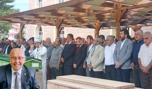 Öğretmen Kazım Sekili Sonsuzluğa Uğurlandı