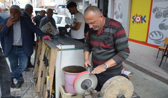 Bıçak Bileme Tezgahlarında Yoğunluk Yaşanıyor