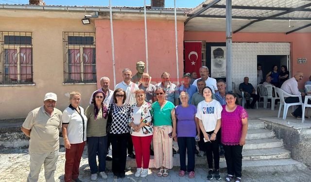 Milletvekili Tahtasız, Aşure Günü Etkinliğine Katıldı: “Birlik ve Kardeşlik Sofrasında Buluştuk”