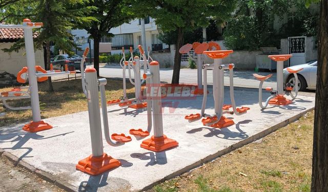 Osmancık Belediyesi Bir Parka Spor Aletleri Yerleştirdi