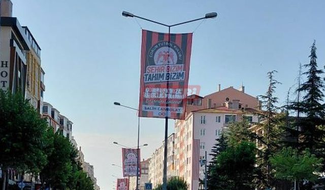 Çorum'da Şampiyonluk Heyecanı: "Bir Bayrak da Sen As!" Kampanyası Başladı
