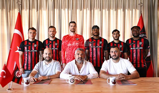 Arca Çorum FK, 6 Futbolcuyla Sözleşme İmzaladı