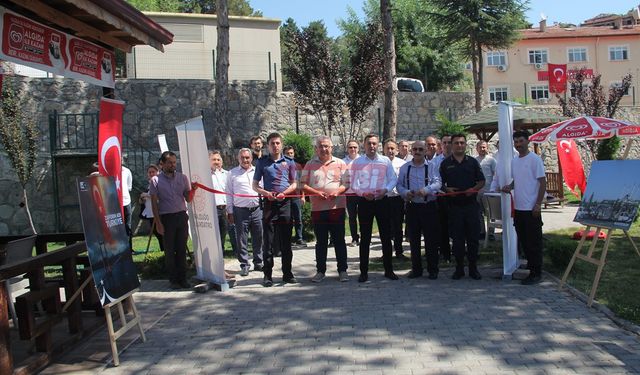 Oğuzlar'da 15 Temmuz Resim Sergisi Açıldı