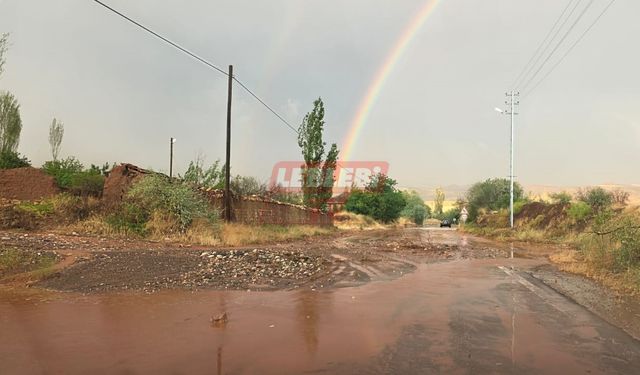 Çorum'da Sağanak Nedeniyle Dereler Taştı