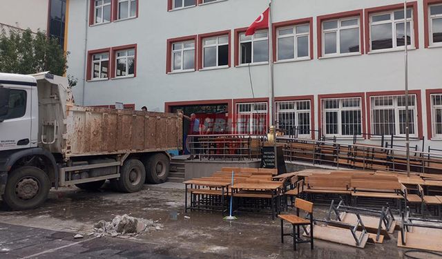 İskilip Belediyesi Okulların Yeni Eğitim Dönemine Hazırlanmasına Destek Veriyor