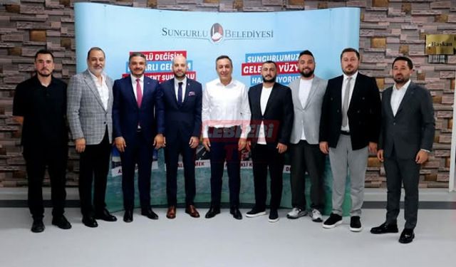 Çorum FK Onursal Başkan Muhsin Dereyi Ziyaret Etti