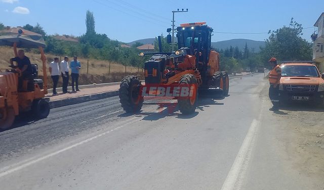 Aşdağul Belediyesi Kaldırım Ve Asfalt Çalışması Yaptı
