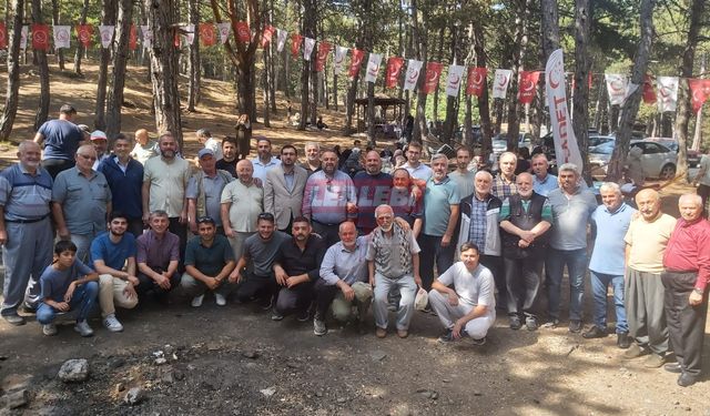 Bayraktar: “Asgari Ücretlinin Sofrasından 330 Ekmek Daha Buharlaştı!”