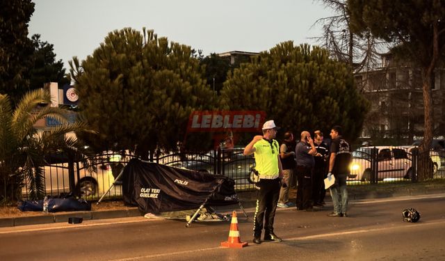 Motosikletin Çarptığı Yaya Öldü, Sürücü Yaralandı