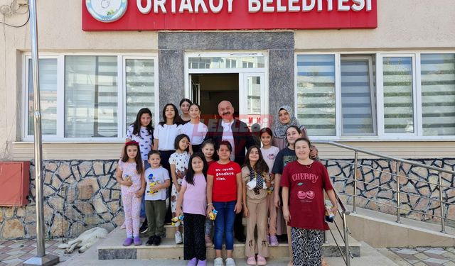 Başkan İsbir, Öğrencilerin İsteklerini Geri Çevirmedi