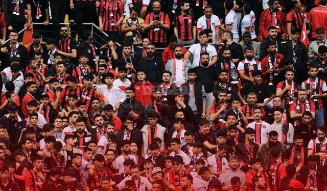 Çorum FK’dan İ.Y. Van Spor FK’ya Tribün Jesti