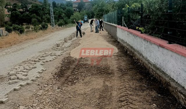 Doğalgaz Çalışmalarıyla Bozulan Yollar Onarılıyor