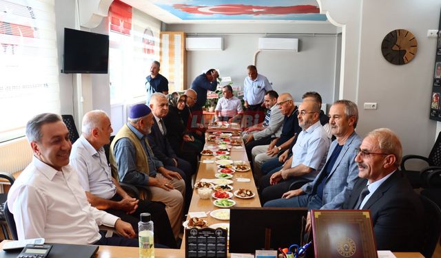Başkan Dere Şehit Aileleri Ve Gazilerle Buluştu