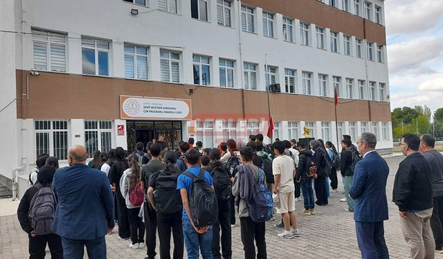 Boğazkale’de Bilim ve Kariyer Söyleşileri Gerçekleştirildi