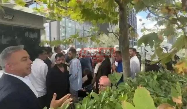 CHP’li Tahtasız Sessizliğini Bozdu: “Sandalyenin Hedefinde Polis Değil, Kayyumun Getirdiği Siviller Vardı”