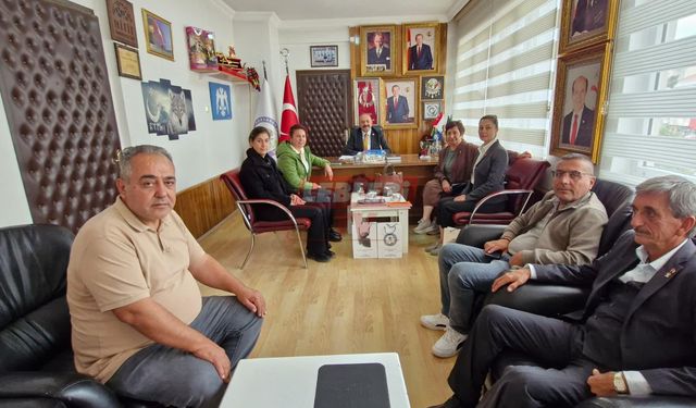 Başkan İsbir CHP’lileri Misafir Etti