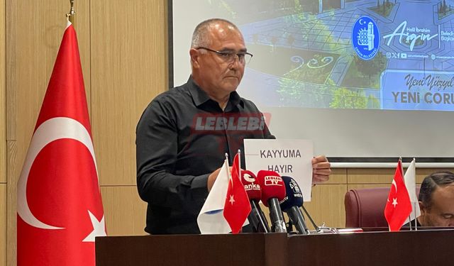 Meclis Kürsüsünde Sessiz Protesto: “Kayyuma Hayır”