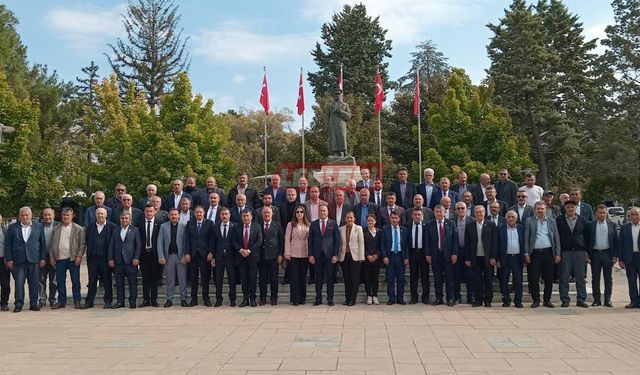 Muhtarlar Ata’nın Huzuruna Çıktı