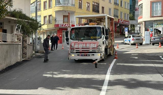 Yenilenen Caddelerde Yol Çizgileri Tamamlanıyor