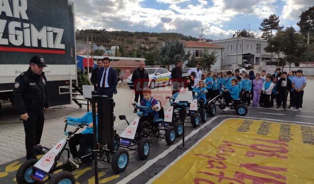 Mecitözü’nde 400 Öğrenciye Trafik Eğitimi Verildi