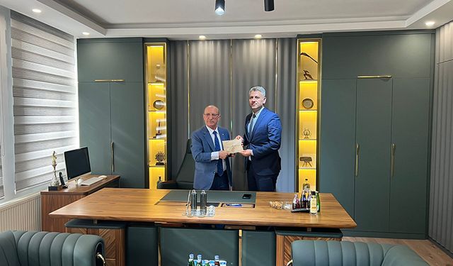 Alaca TSO Başkanı Şirin’e Anlamlı Hediye