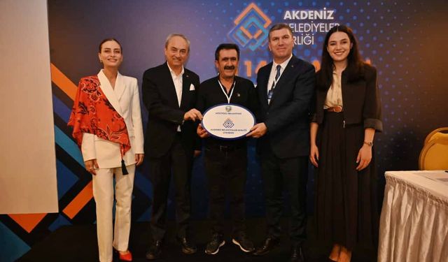 Başkan Aylar ve Başkan Bilgin, Akdeniz Belediyeler Birliği Toplantısı’na Katıldı