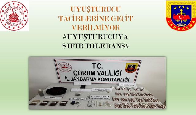 Jandarma Çok Miktarda Uyuşturucu Madde Ele Geçirdi