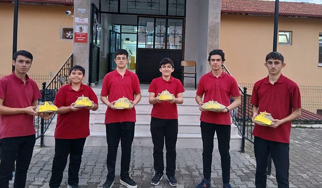 Kille Kaplanan Meyveler Zamana Meydan Okuyor