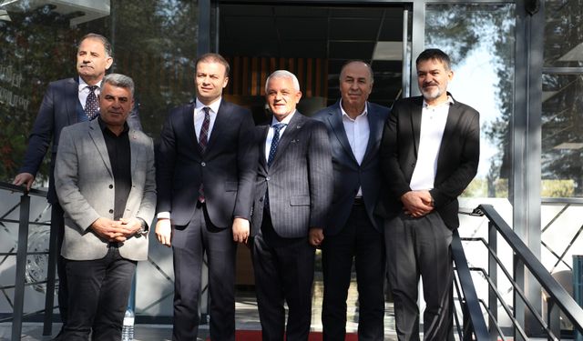 Başkan Arslan, Mamak Belediye Başkanı Veli Gündüz Şahin’i Ağırladı