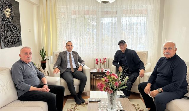 Kaymakam Polat Ve Başkan Çizikci’den Tarihçi Nurettin Tanay’a ‘Geçmiş Olsun’ Ziyareti