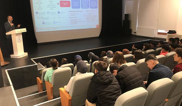 İskilip’te TÜBİTAK 2204 Bilgilendirme Toplantısı Gerçekleştirildi