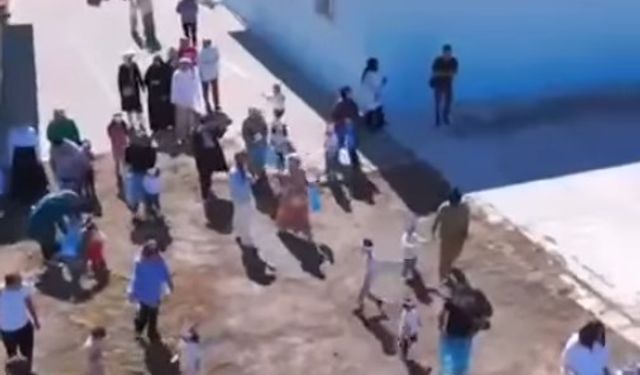 Alaca’da Minikler, Aileleriyle Temiz Çevreye Dikkat Çekti