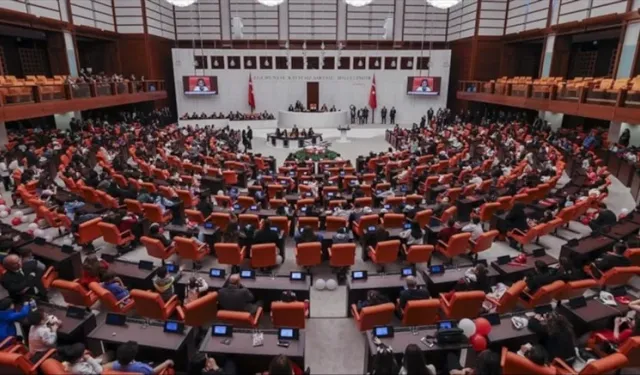 Kamu Görevlilerinin Yargılandığı Davaların TRT’den Yayınlanması Teklifi AKP Ve MHP Oylarıyla Reddedildi