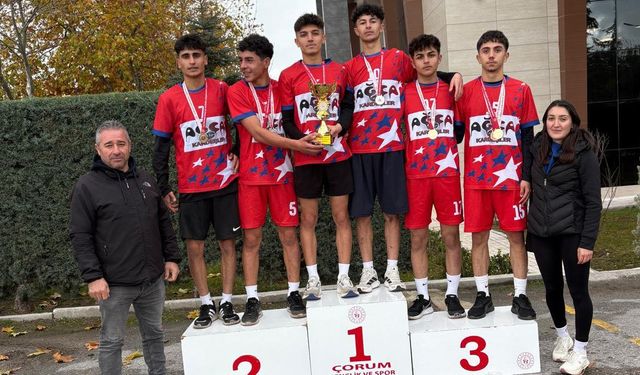 Yıldız-Genç Erkekler Kros Müsabakasında Ödüller Sahiplerini Buldu