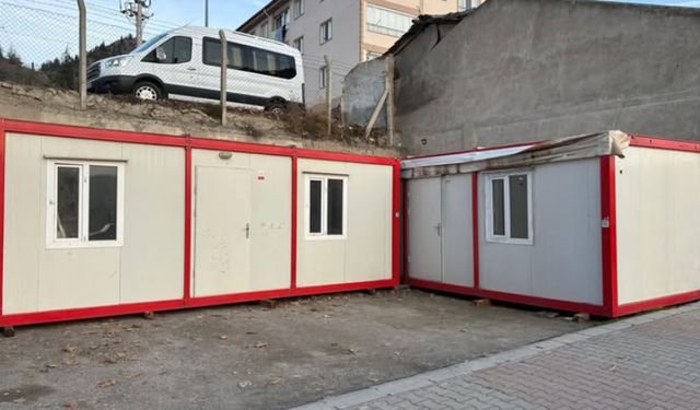 İskilip Kızılay’a 2 Konteyner Kazandırıldı