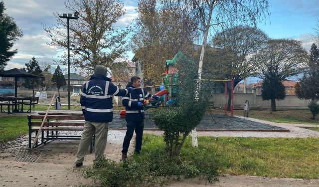 Osmancık’ta Parklar Yapılan Bakımlarıyla Güzelleştirildi