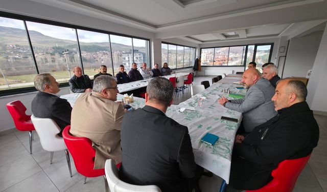 Başkan Ünlü Muhtarlardan Sorunları Dinledi