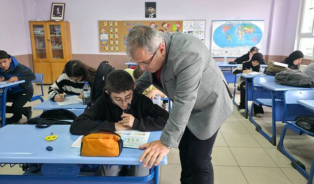 Bayat Belediyesi Öğrencileri Sınava Hazırlıyor