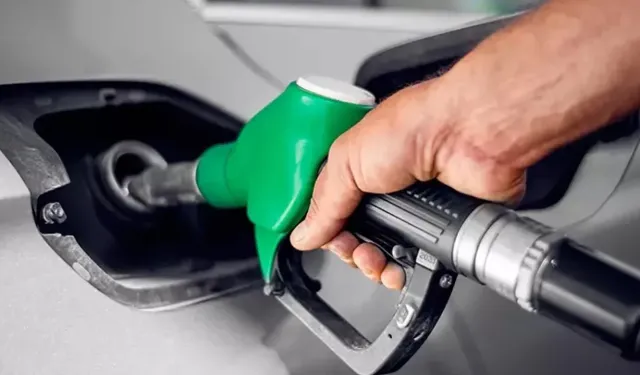 Akaryakıta İndirim Geldi! Yeni Fiyatlar Tabelaya Yansıdı