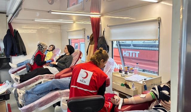 Üniversitelilerden Kan Bağışı Duyarlılığı