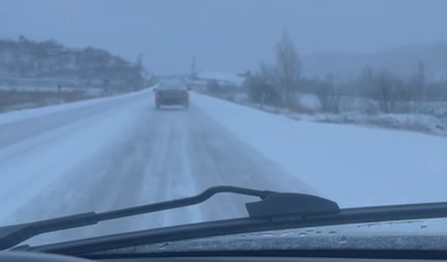 İskilip Karayolunda Kar Yağışı Etkili Oluyor