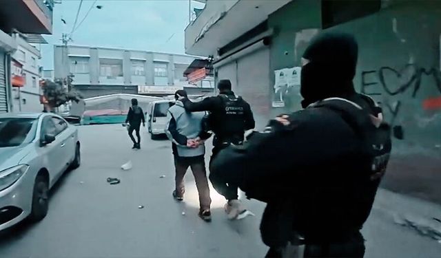 DEAŞ’a Para Aktaranlara Darbe! 51 Tutuklu